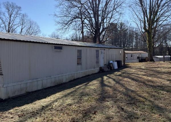 Photo 1 of 1 of home located at 2350 Spring Lake Mhp Dr. #35 Granite Falls, NC 28630
