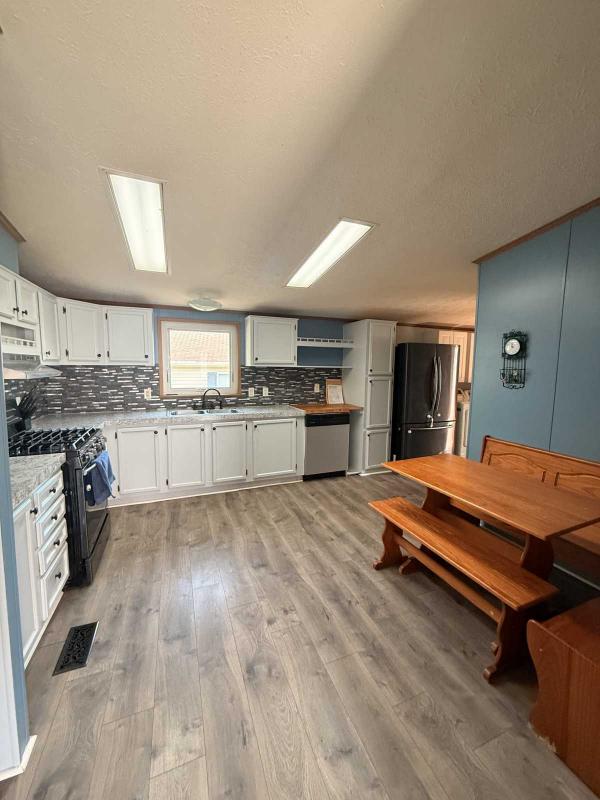 2002 Schult Fawn Ridge Manufactured Home