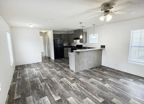 2021  Mobile Home For Sale