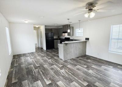 Mobile Home at 418 Shady Brook Heights Lot 418 Greenwood, IN 46142