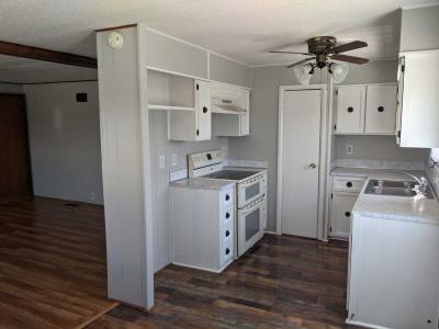 Photo 3 of 8 of home located at 570 57th Ave W Lot 135 Bradenton, FL 34207