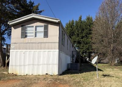 Mobile Home at 2350 Spring Lake Mhp Dr #26 Granite Falls, NC 28630