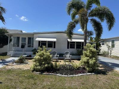 Mobile Home at 942 Cayman West Venice, FL 34285