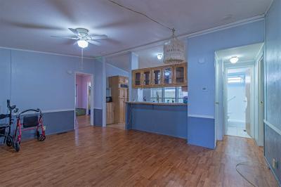 Photo 3 of 22 of home located at 5805 W. Harmon Ave. Las Vegas, NV 89103