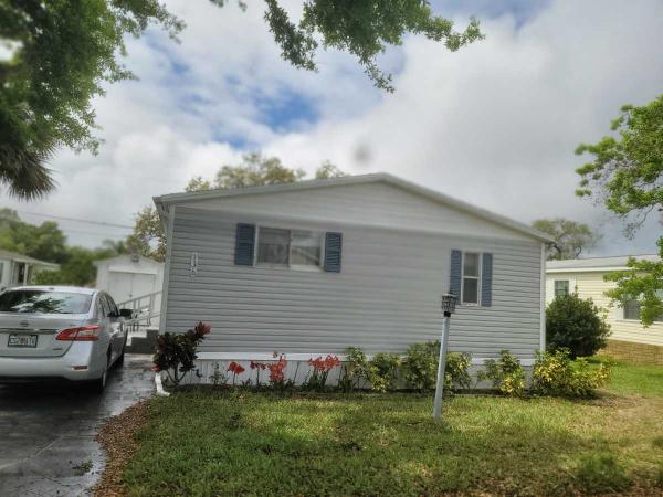 Photo 1 of 2 of home located at 6200 99th Street Lot 136 Sebastian, FL 32958