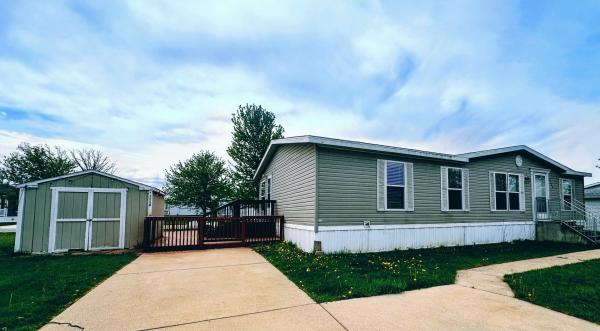 2002 SCHULT M307881AB Mobile Home