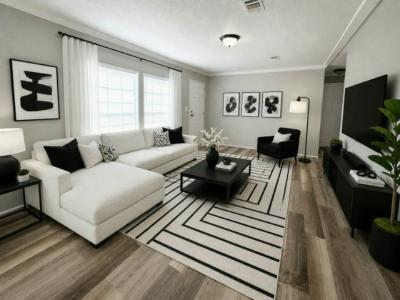 Photo 2 of 6 of home located at 9435 Sunset Drive Tampa, FL 33610