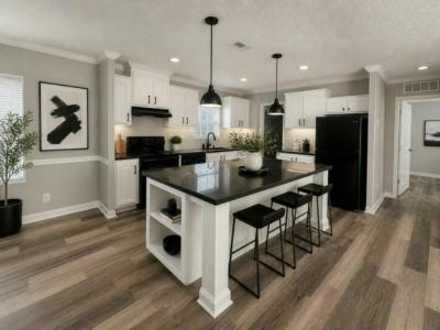 Photo 5 of 6 of home located at 9435 Sunset Drive Tampa, FL 33610