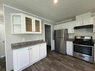 Photo 3 of 10 of home located at 2525 County Line Rd., #174 Des Moines, IA 50321
