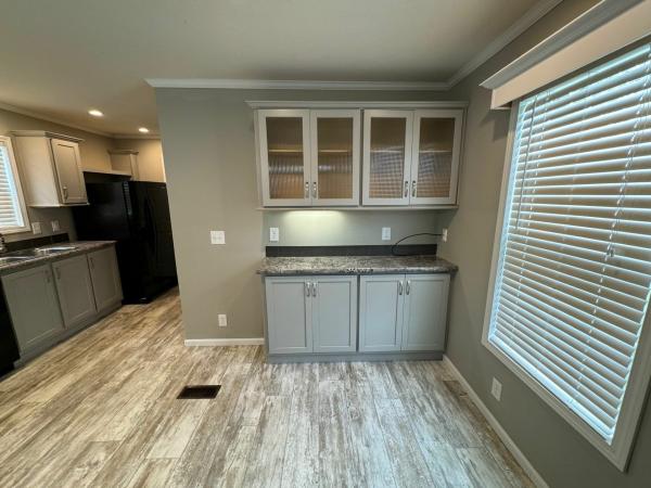 2019 Champion Dutch Diamond II Mobile Home
