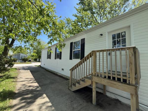 2022 Clayton - Middlebury Residence SW 6616-SW005 Mobile Home