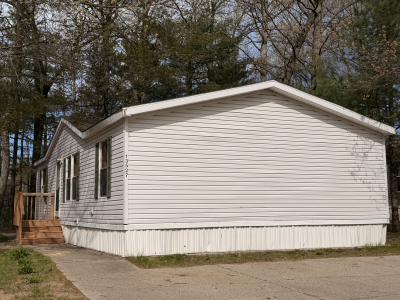 Mobile Home at 13527 Winding Creek Drive Grand Haven, MI 49417