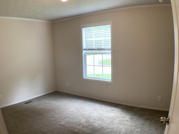 2017 CHAMPION RA2856207 Mobile Home