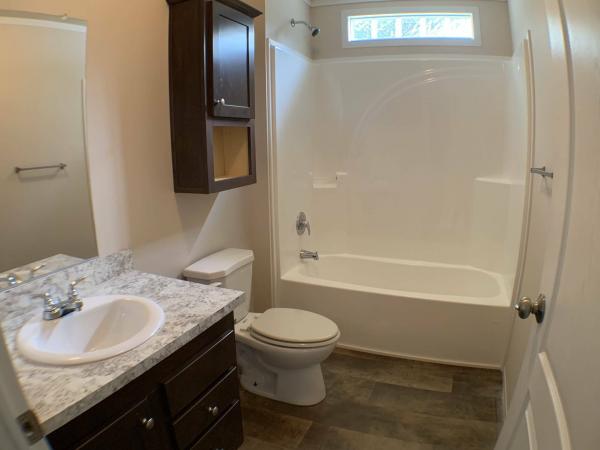 2017 CHAMPION RA2856207 Mobile Home