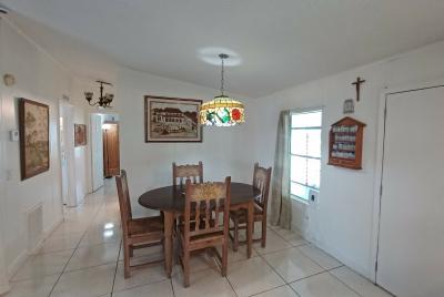 Photo 5 of 13 of home located at 6523 NW 36th Ave Coconut Creek, FL 33073