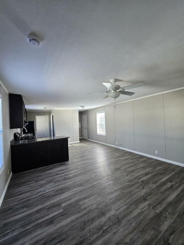 Photo 1 of 2 of home located at 1811 4th St. East, Lot# 154 Milan, IL 61264