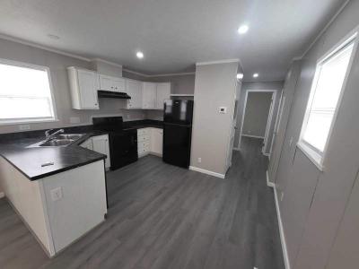 Mobile Home at 3250 Maysville Pike, Lot 12 Zanesville, OH 43701