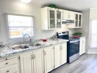 1991 Holly Park Mobile Home