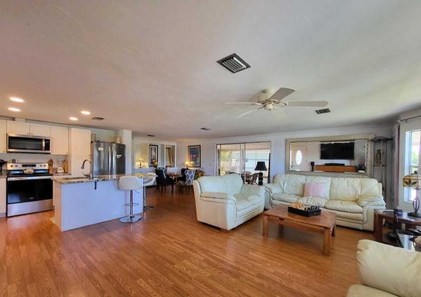 1982  Mobile Home For Sale
