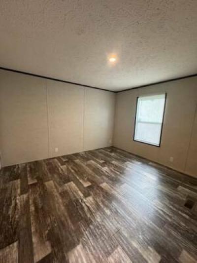 Photo 3 of 7 of home located at 2121 Adams  Sellersburg, IN 47172