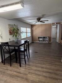 LAKE Mobile Home