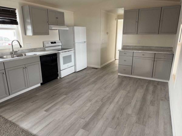 1994 Champion Manufactured Home