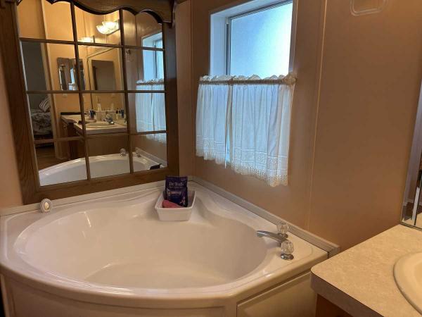 1998 PH Manufactured Home