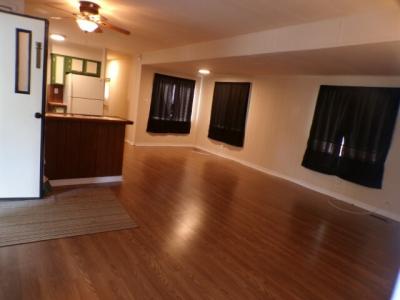 Photo 5 of 14 of home located at 569 Camelot Manor Portage, IN 46368