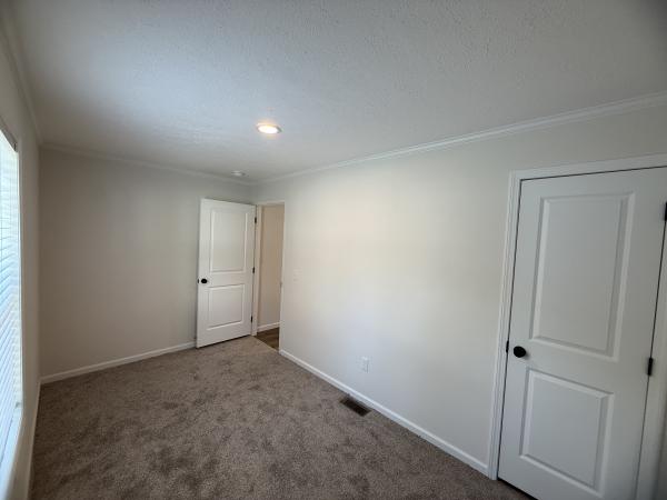2026 Clayton 56GEM16703AH25 Mobile Home