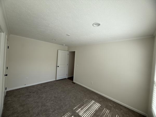 2026 Clayton 56GEM16703AH25 Mobile Home