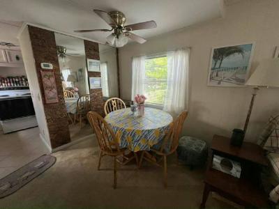 Photo 3 of 11 of home located at 1574  Alby Dr Apopka, FL 32712