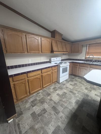 Photo 3 of 5 of home located at 17028 Falsworth Macomb, MI 48044