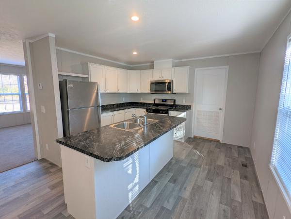 Photo 1 of 2 of home located at 471 Montana Belleville, MI 48111