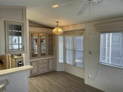 Photo 4 of 20 of home located at 8701 S Kolb Rd Lot 04-196 Tucson, AZ 85756