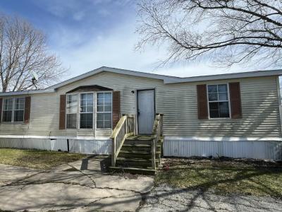 Photo 5 of 6 of home located at 44 Swan Lane Beecher, IL 60401