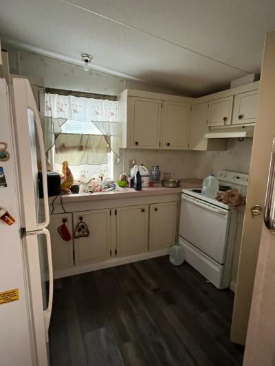 Photo 5 of 13 of home located at 17100 Tamiami Trail #194 Punta Gorda, FL 33955