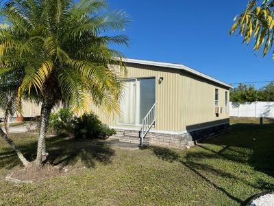 Photo 3 of 13 of home located at 17100 Tamiami Trail #194 Punta Gorda, FL 33955