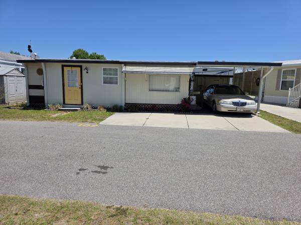 Photo 1 of 2 of home located at 34601 Leisure Days Dr Zephyrhills, FL 33541
