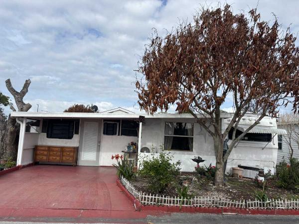 1984 ROYA HS Mobile Home