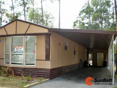 Photo 2 of 38 of home located at 13582 E Hwy 40 Lot 126 Silver Springs, FL 34488
