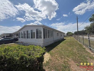 Mobile Home at 506 West Noble Ave Bushnell, FL 33513