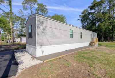 Photo 3 of 18 of home located at 3405 Armstrong Street Jacksonville, FL 32218