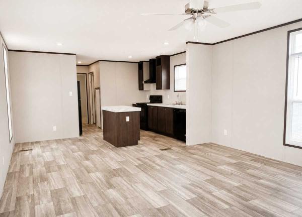 2021  Mobile Home For Sale