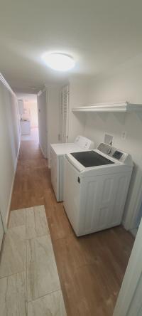 1998 Commodore Manufactured Home