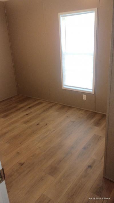 Photo 4 of 9 of home located at 2710 N Farm Rd 137 #42 Springfield, MO 65803