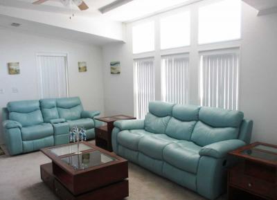 Photo 5 of 23 of home located at 4725 Devonwood Ct Lot #730 Lakeland, FL 33801
