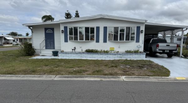 Photo 1 of 2 of home located at 570 57th Ave W Lot 126 Bradenton, FL 34207
