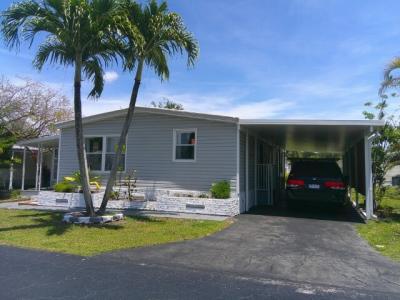 Photo 2 of 26 of home located at 6720 NW 45th Way R05 Coconut Creek, FL 33073