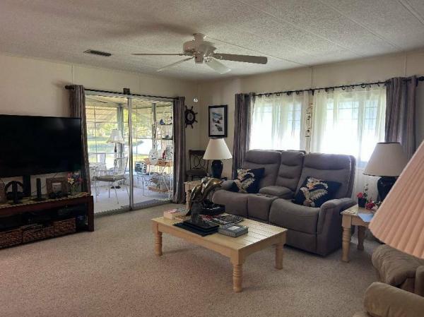 1981 Schult Mobile Home For Sale