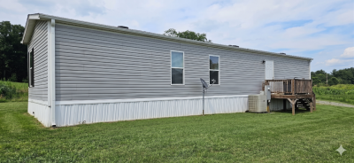 Photo 2 of 12 of home located at 84 Crappie Hollow Ln Taylorsville, NC 28681